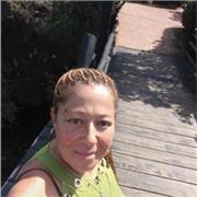 Titolata impartisce lezioni di tecnica turistica e tecnica di cucina finalizzate allo sviluppo personale o preparazione esami o interrogazioni